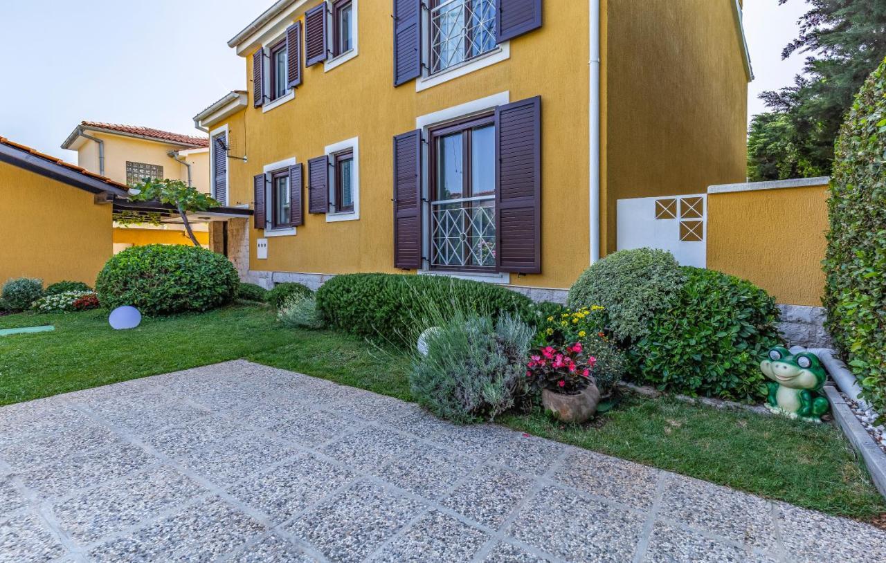Jasmine With Swimming Pool Villa